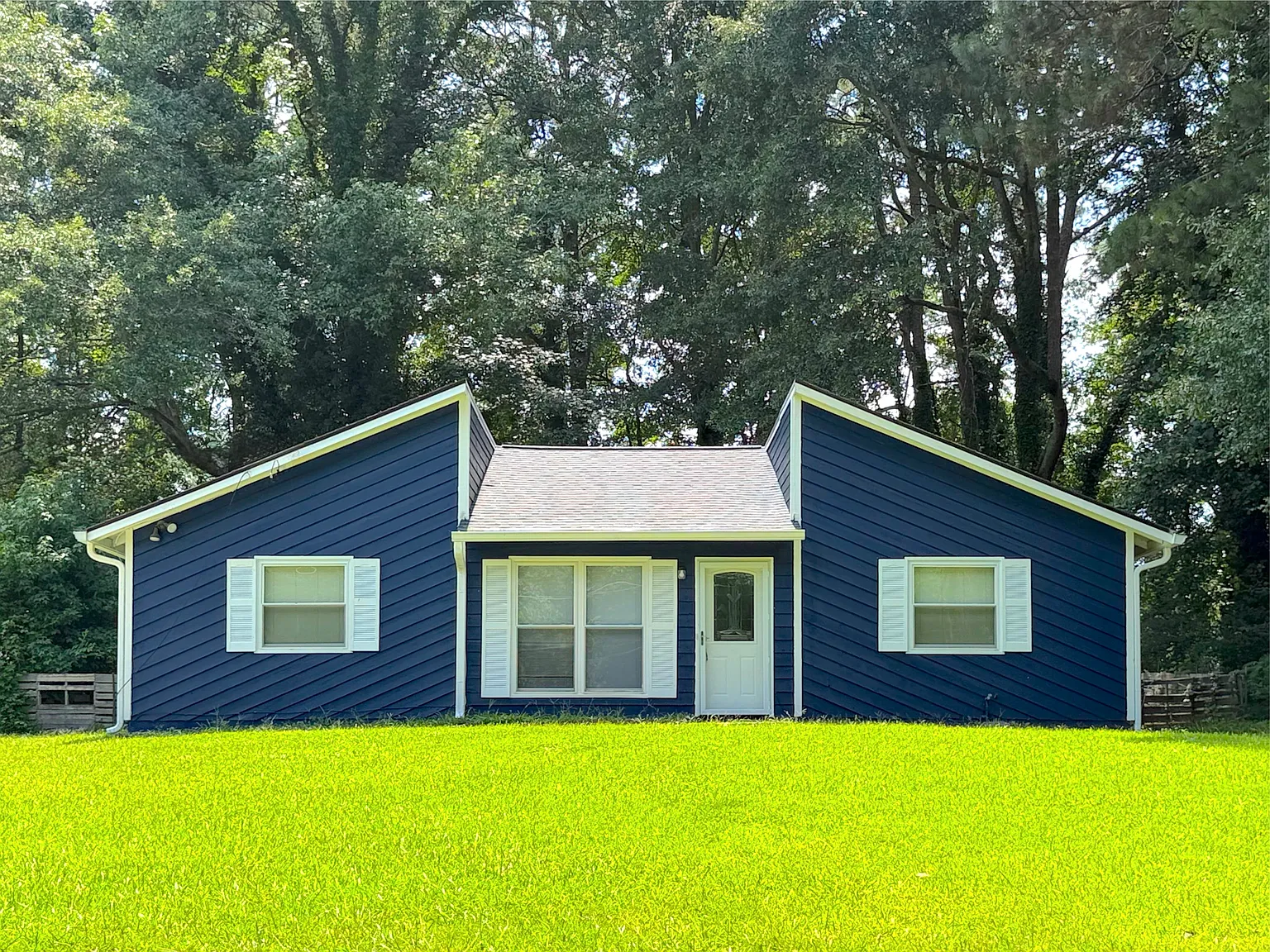 813 Post Oak Cir — Photo 1