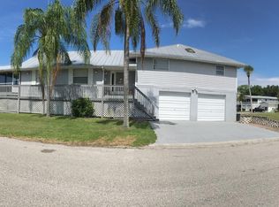 813 Harvard St, Englewood, FL 34223