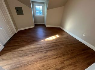 1552-1554 Chapel St Floor 3, New Haven, CT 06511