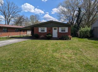 105 Bluebird Ave, Berea, KY 40403