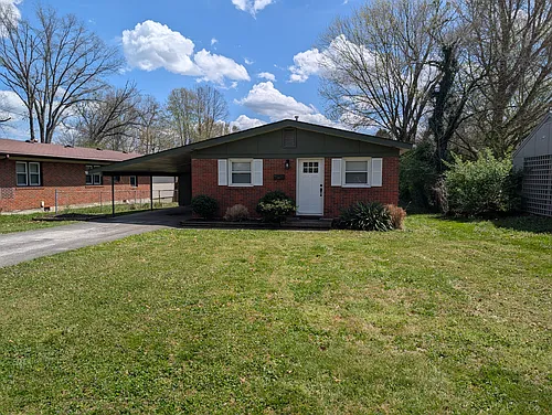 105 Bluebird Ave Photo 1
