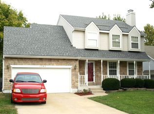 1540 W Forest Dr, Olathe, KS 66061