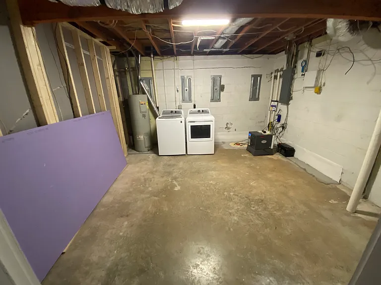 2409 Wakefield Rd — Photo 34