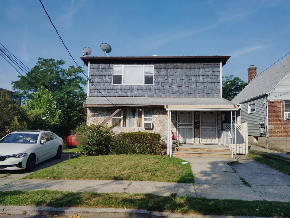 1st image of 120-54 200th St