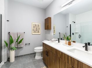 100 Bergen St #301, Harrison, NJ 07029