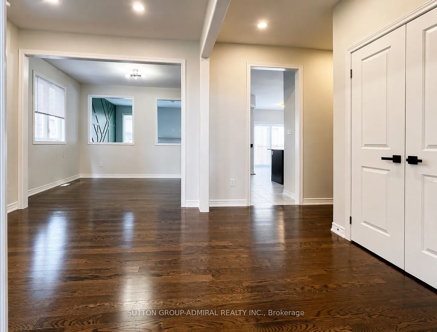 4 bed, $3,300 — Photo 3