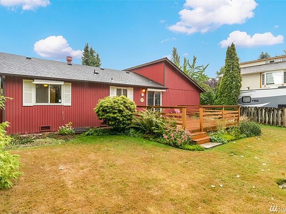 4th image of 13222 45th Ave NE