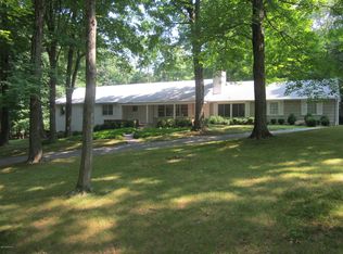 208 Taconic Rd, Greenwich, CT 06831