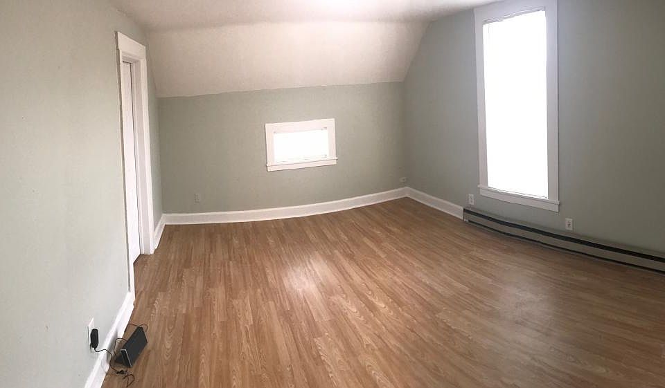 2nd image of 507 Park Ave