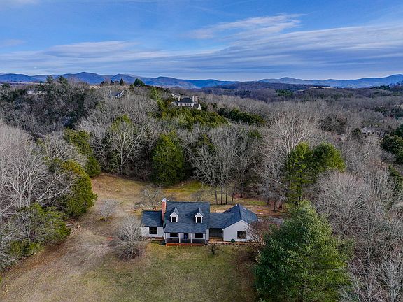 2nd image of 314 Riverbend Dr