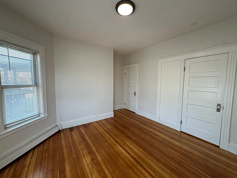 765 Broadway #4 — Photo 4