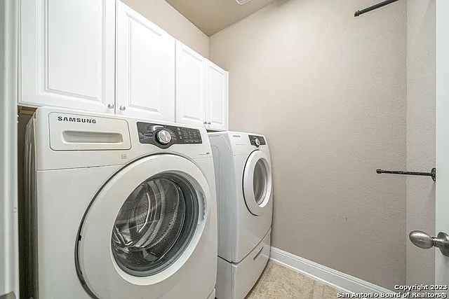 12911 Brewster Ml — Photo 18