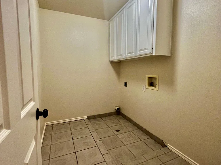 2905 Bluebird Ln — Photo 12