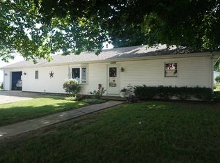 108 Archer St, Emden, IL 62635