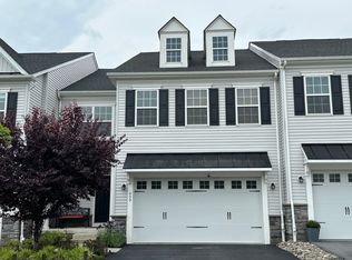450 Lee Pl, Exton, PA 19341