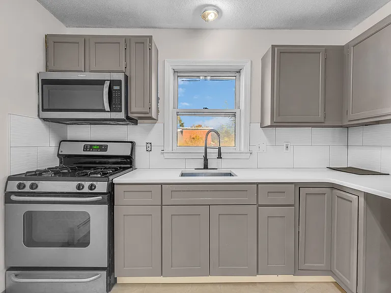 403 Garden St #2 — Photo 13