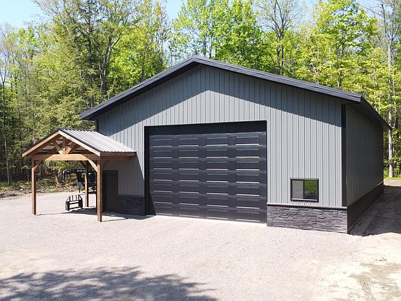 2nd image of 4863 Hilltop Rd
