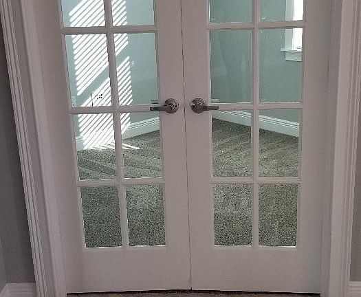 5th image of 905 Georgia Ave #B
