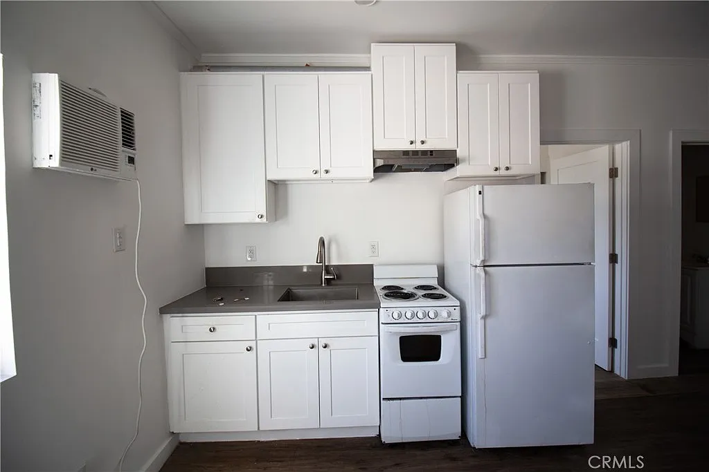 1 bed, 650 sqft, $1,750 — Photo 3