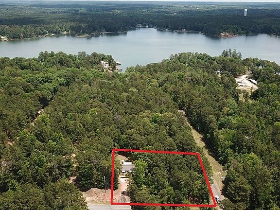 2nd image of 106 Island Creek Dr NE