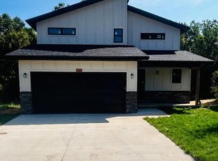 2616 N Prospect Ave, Springfield, MO 65803