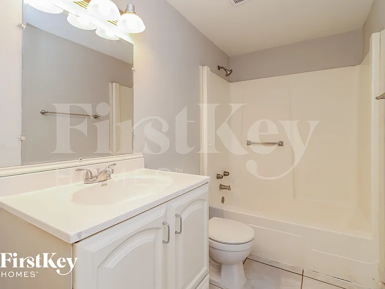 8508 Olympic Ct — Photo 14
