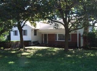 37 Rock Ridge Dr, Rye Brook, NY 10573