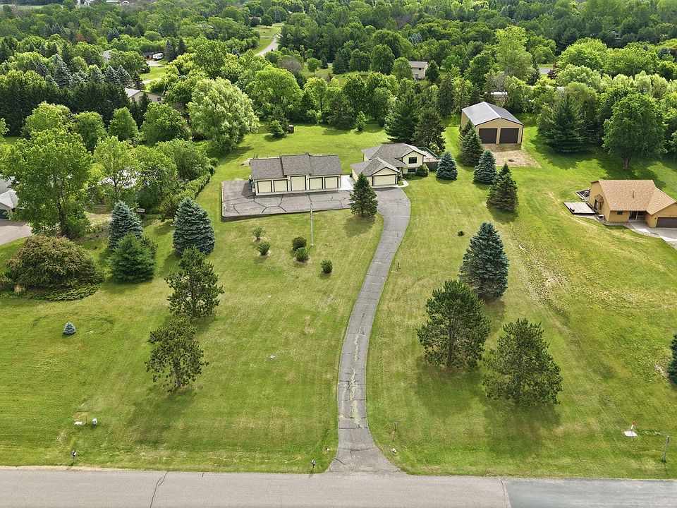 1st image of 483 Prairie Ln