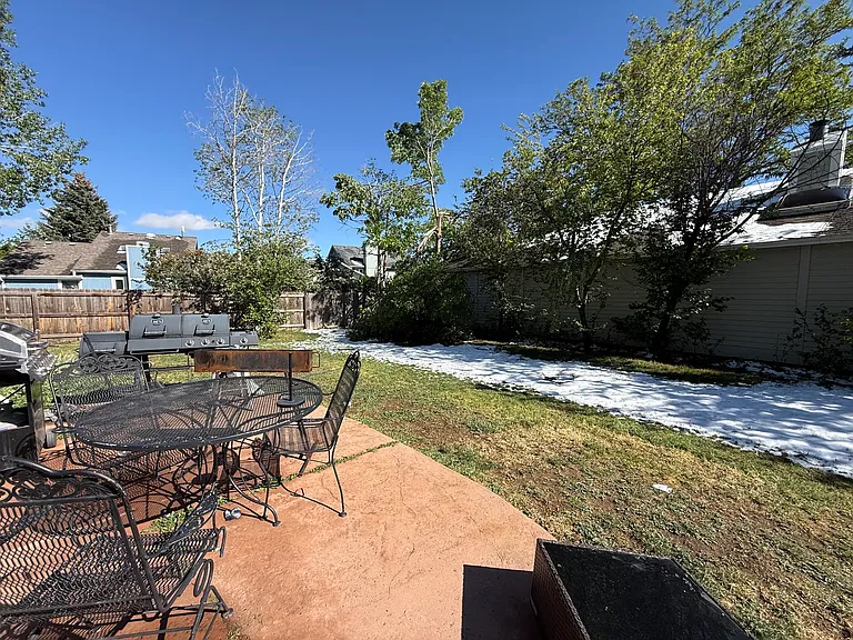 3806 Dahlia Ct — Photo 10
