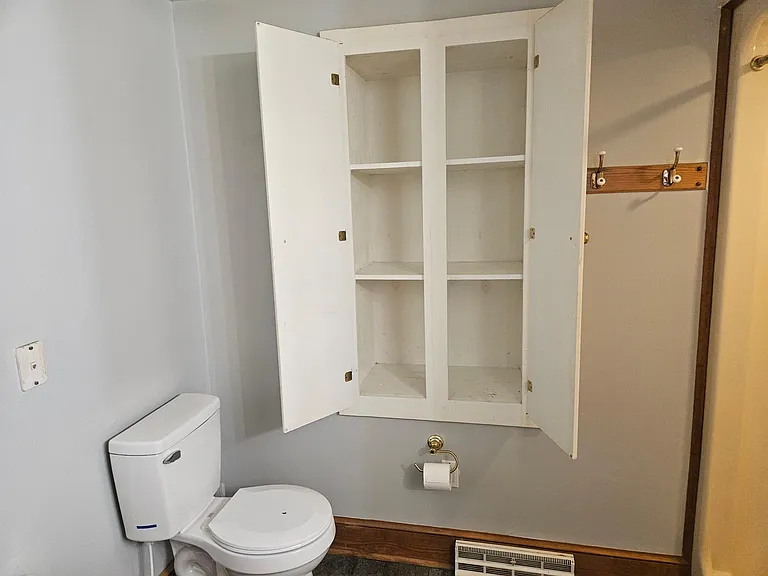 22864 Prince Edward Hwy — Photo 19