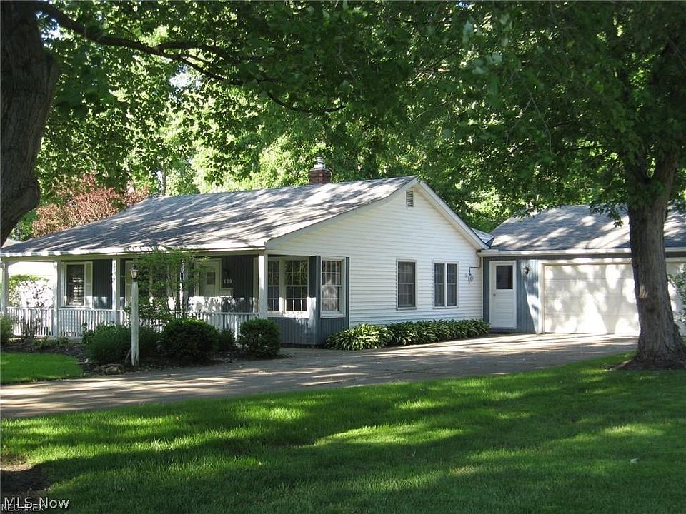 1st image of 129 Larchwood Dr