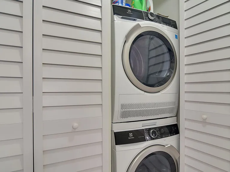 Washer/Dryer