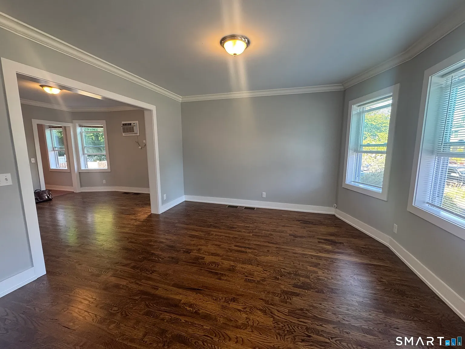 2 bed, 1.0 bath, 1135 sqft, $2,100 — Photo 4