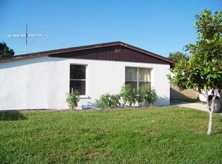 37 Crown Blvd, Melbourne, FL 32901