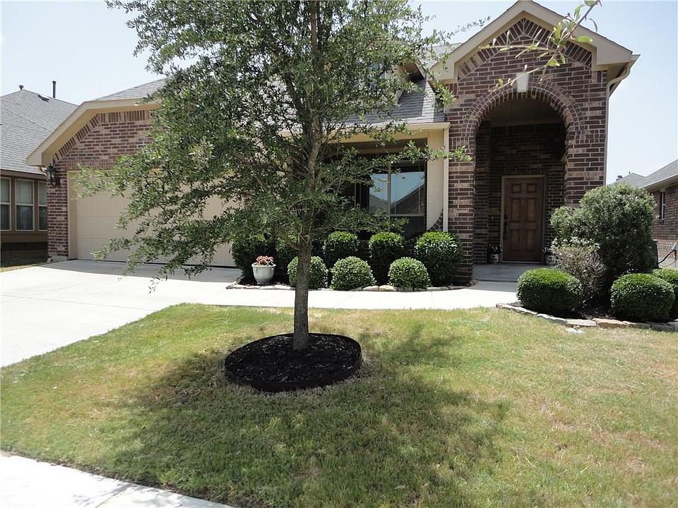 1st image of 202 Bayberry Dr