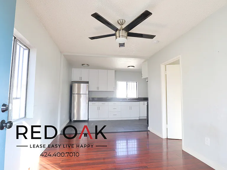 1184 E 52nd St #3/4 — Photo 10