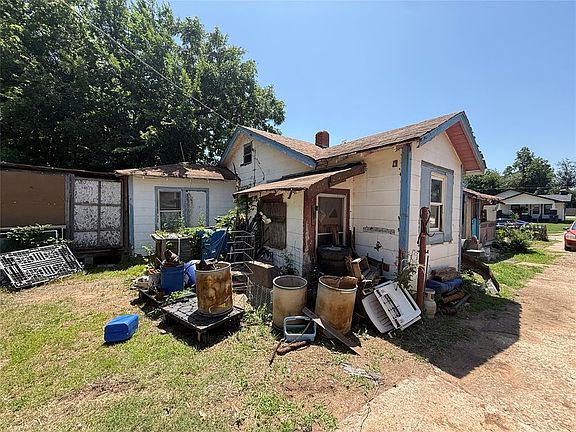5th image of 1413 NE 15th St