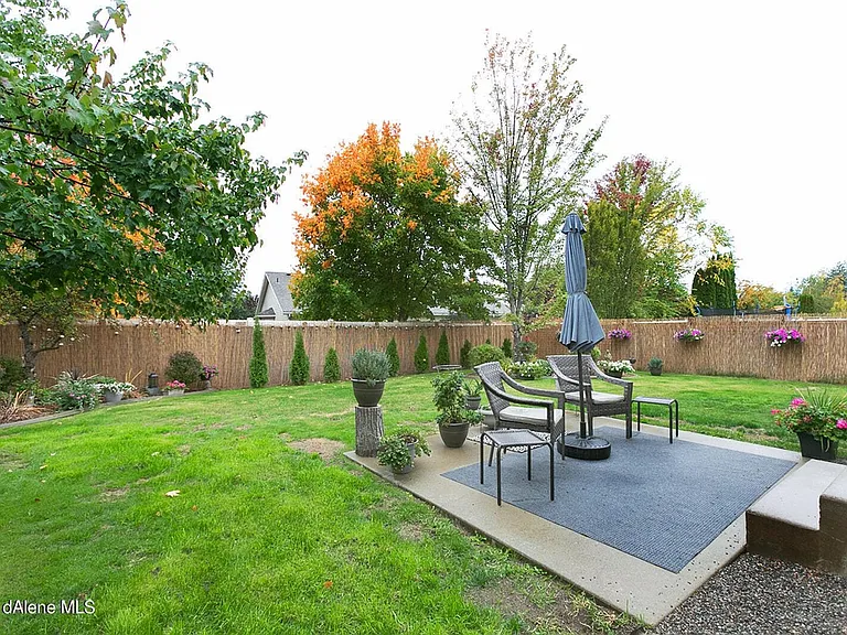 6113 N La Rochelle Dr — Photo 20
