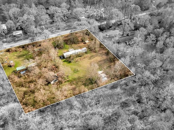 3rd image of 12610 Lewis Rd