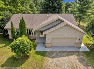 3443 Ivory Rd, Metamora, MI 48455