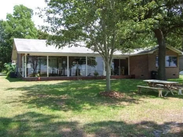 805 Butter Rd, Bonneau, SC 29431