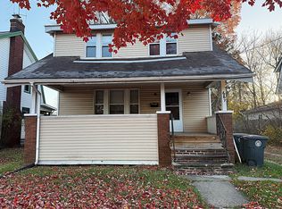 687 Storer Ave, Akron, OH 44320