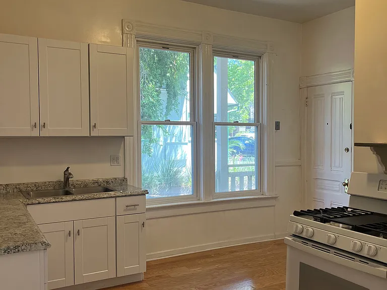 115 G St #1 — Photo 6
