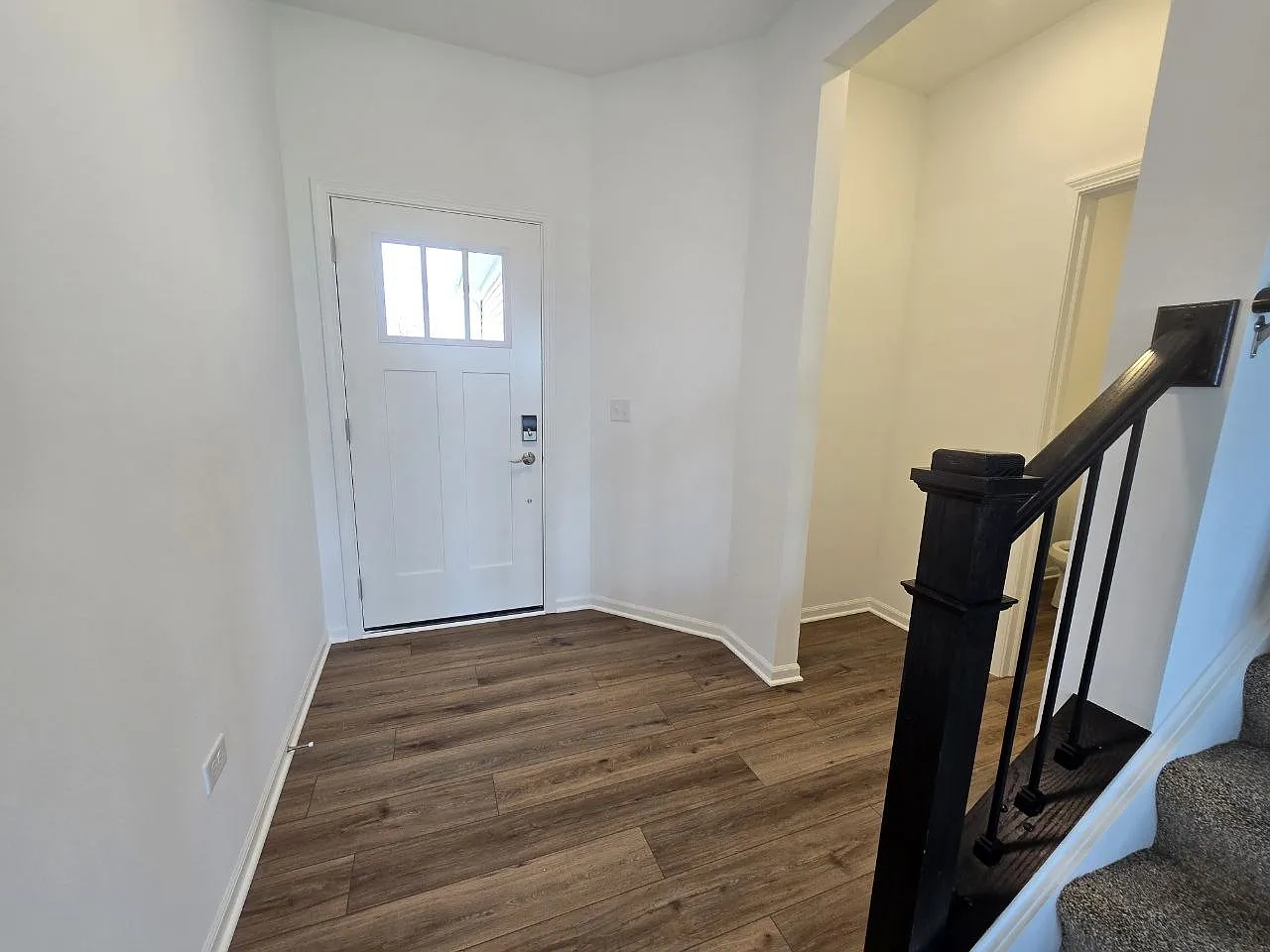 3 bed, 2.5 bath, 1840 sqft, $2,750 — Photo 3
