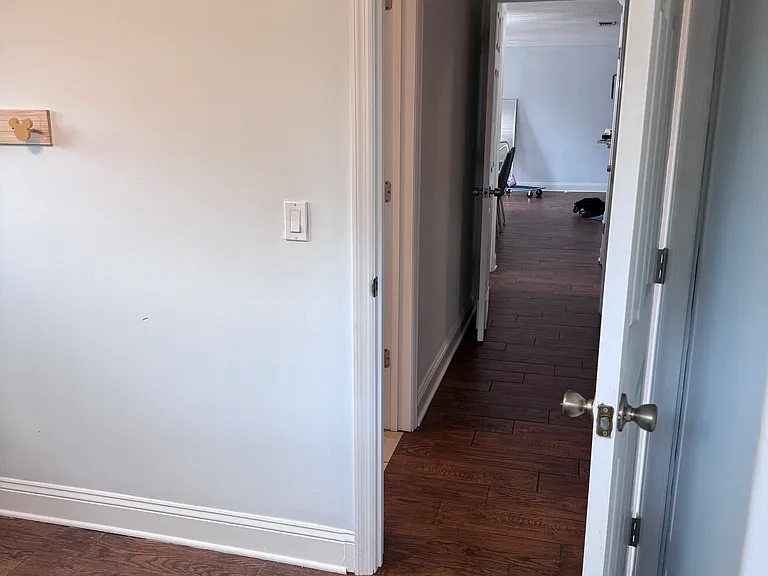 299 Lee Dr — Photo 2