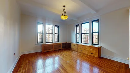 Rented by Bond New York