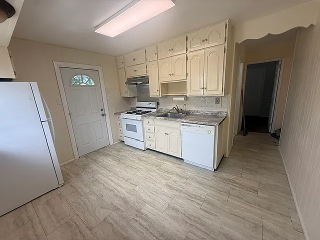 3146 N Jerusalem Rd #1 — Photo 3