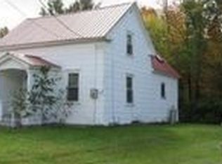 22 Bell St, Gorham, NH 03581
