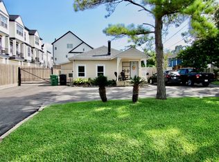 1126 W 22nd St, Houston, TX 77008