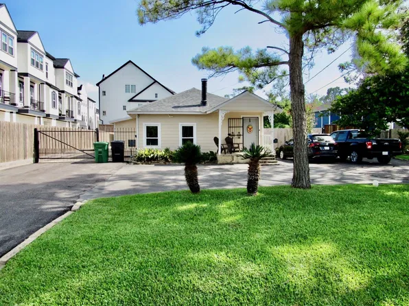 1126 W 22nd St, Houston, TX 77008